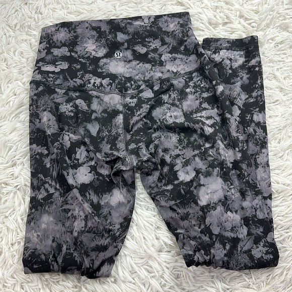 Lululemon Align Pant II 25" Floral Illusion Ice Grey Multi - Picture 3 of 5
